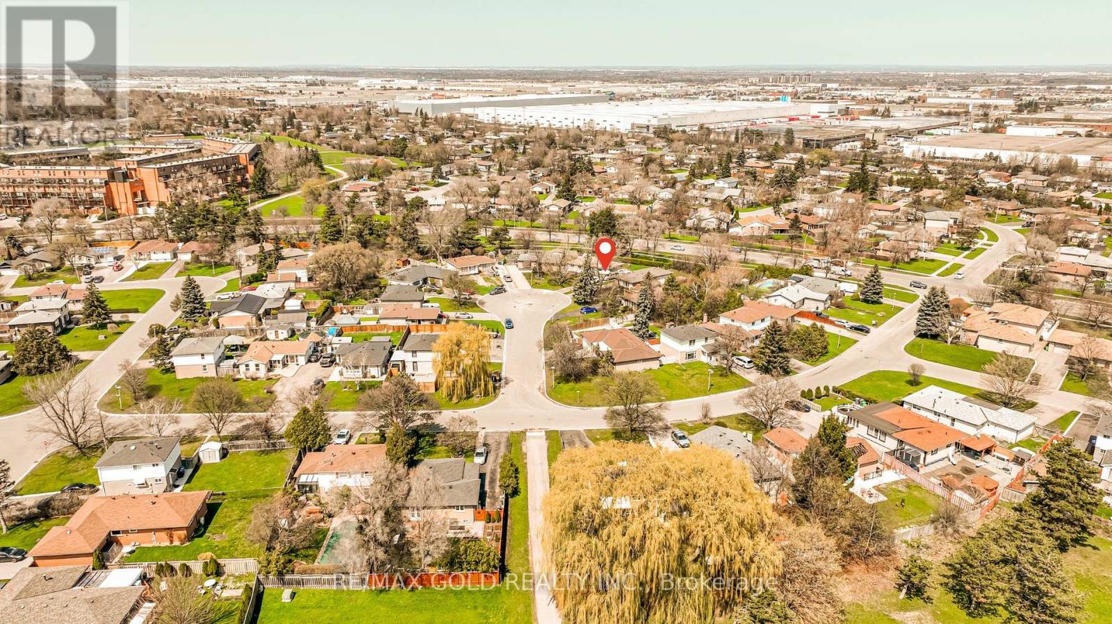 6 Eldon Court, Brampton, Ontario  L6T 2B9 - Photo 46 - W13040274