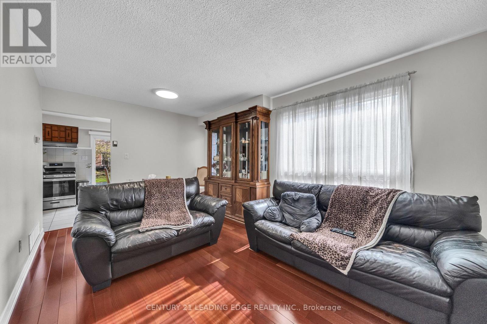 18 Luminous Court, Brampton, Ontario  L6Z 2B3 - Photo 14 - W13040284