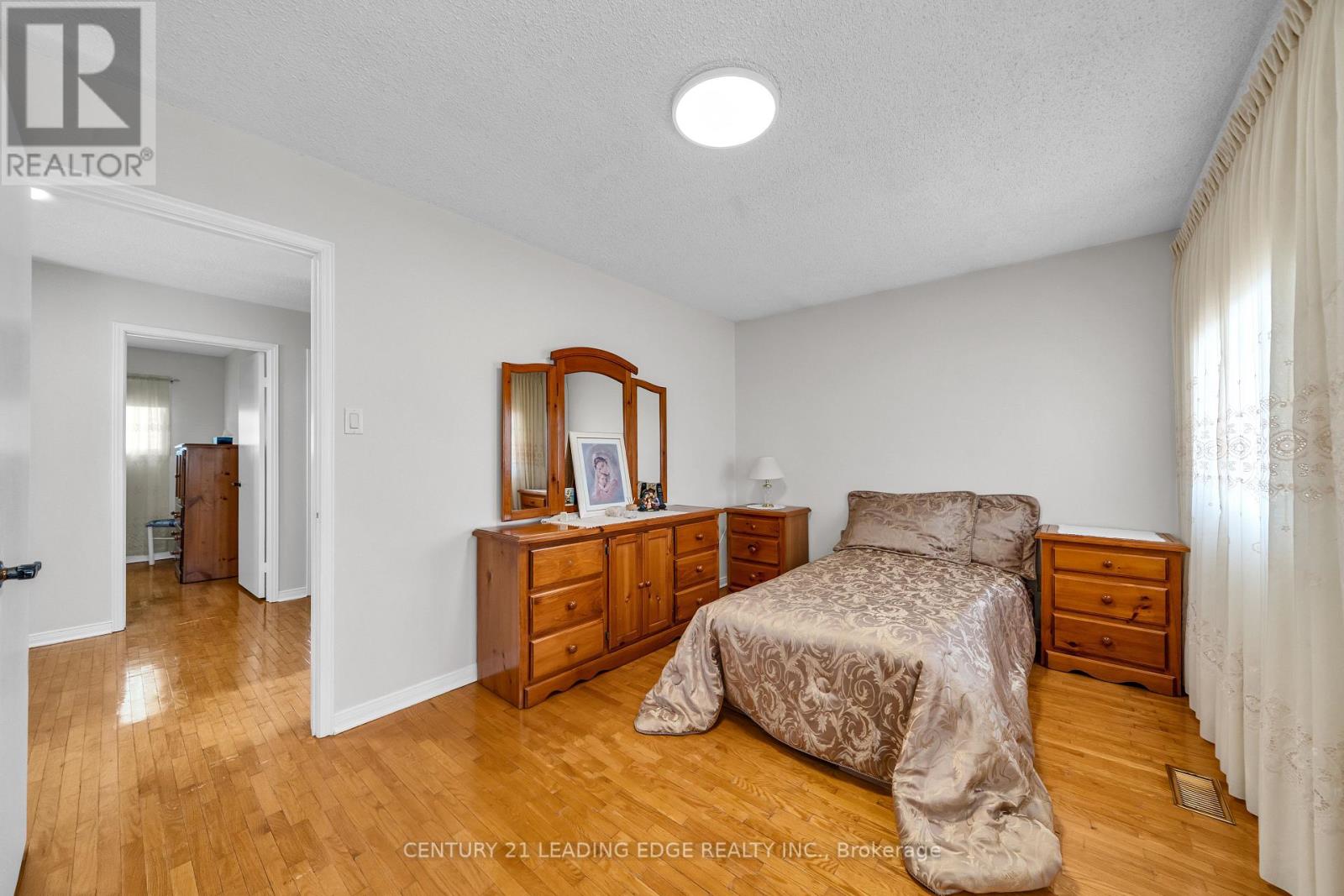 18 Luminous Court, Brampton, Ontario  L6Z 2B3 - Photo 29 - W13040284