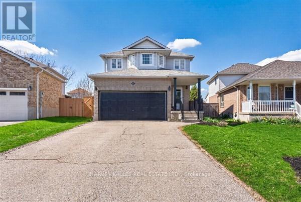 71 Beardmore Crescent, Halton Hills, Ontario  L7J 2Z1 - Photo 2 - W13040326