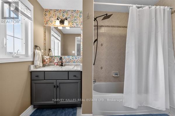 71 Beardmore Crescent, Halton Hills, Ontario  L7J 2Z1 - Photo 30 - W13040326