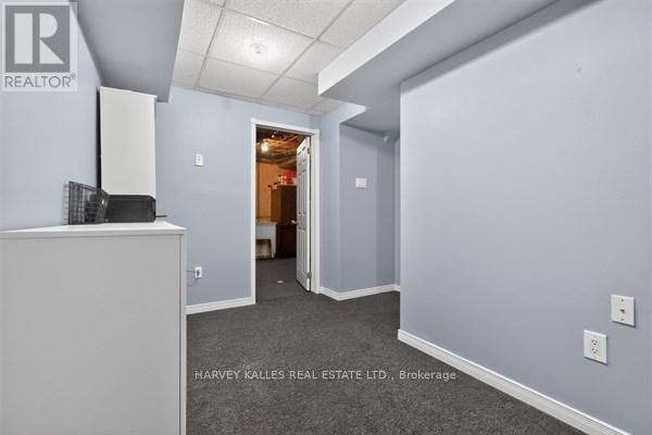 71 Beardmore Crescent, Halton Hills, Ontario  L7J 2Z1 - Photo 33 - W13040326