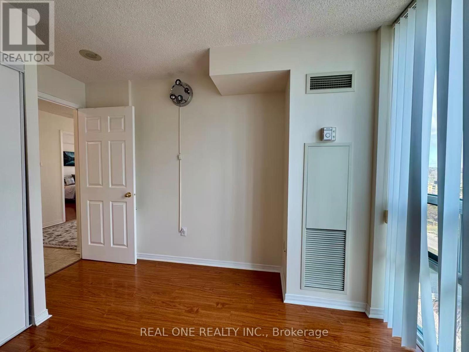 1507 - 15 Michael Power Place, Toronto, Ontario  M9A 5G4 - Photo 10 - W13040328