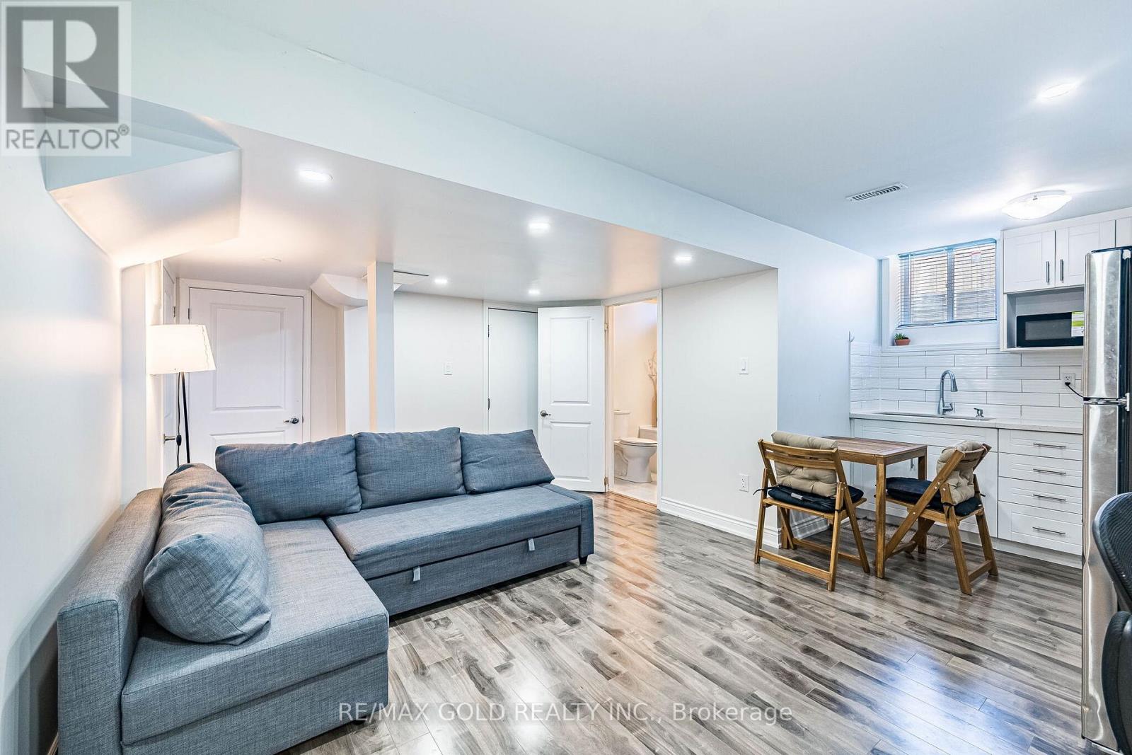 253 Elbern Markell Drive, Brampton, Ontario  L6X 3C3 - Photo 36 - W13040426