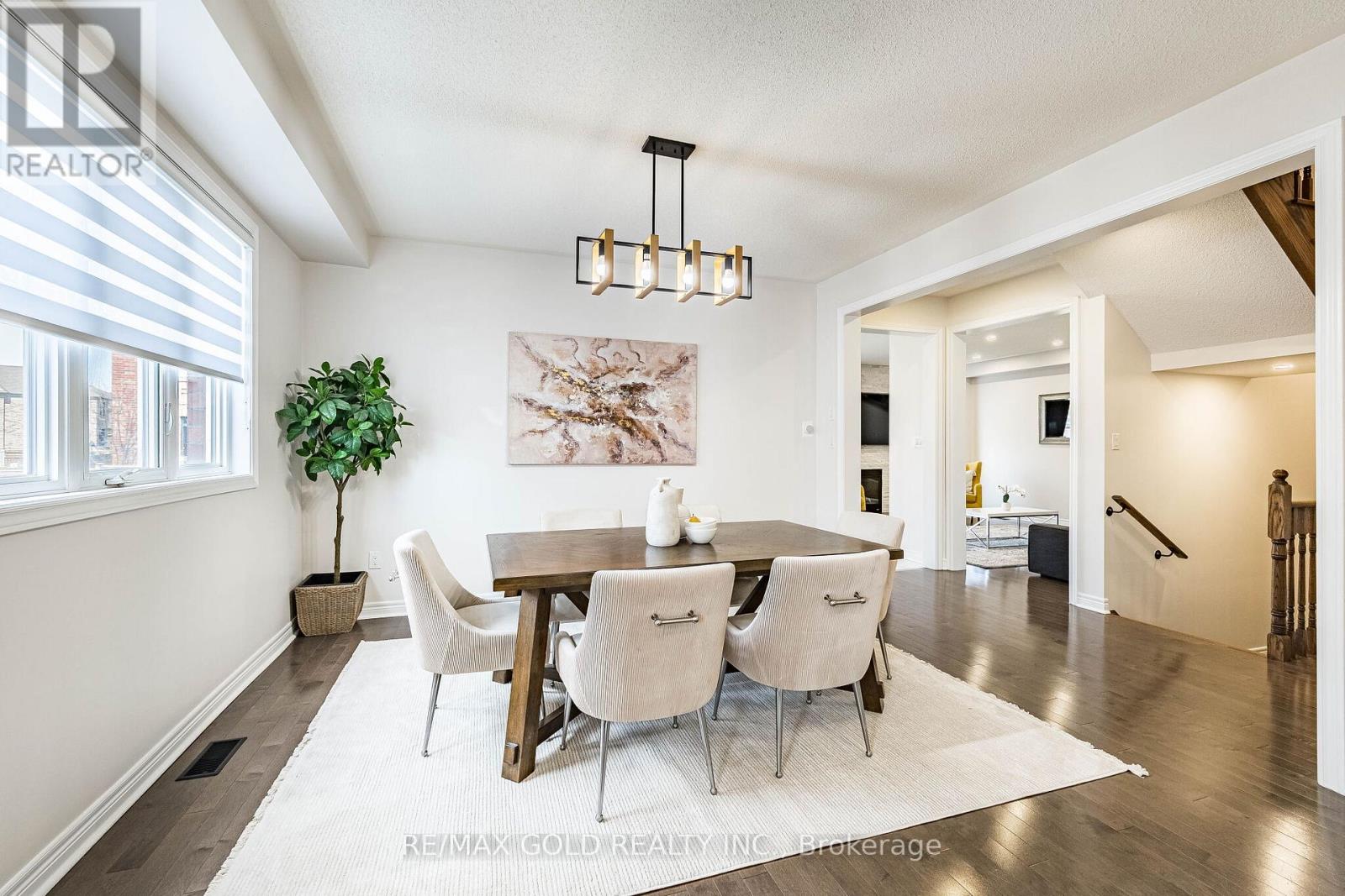 253 Elbern Markell Drive, Brampton, Ontario  L6X 3C3 - Photo 9 - W13040426