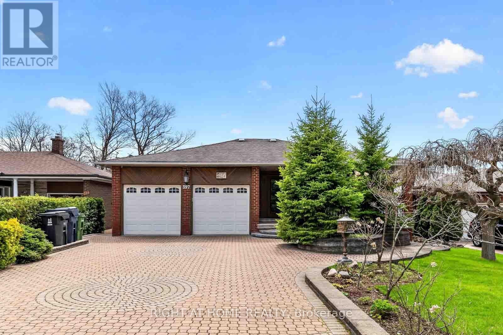397 MAPLE LEAF DRIVE, Toronto, Ontario