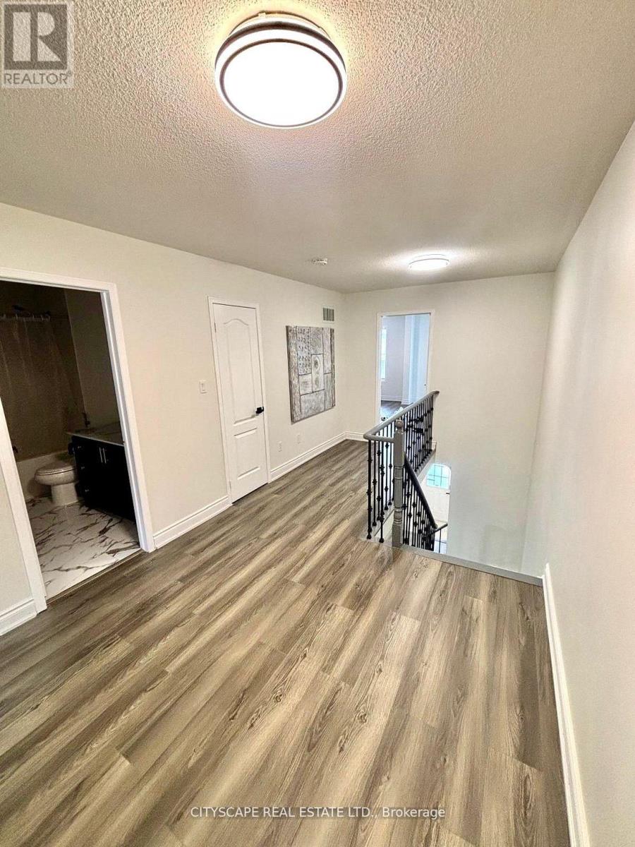 3974 Stardust Drive, Mississauga, Ontario  L5M 8A5 - Photo 24 - W13040462