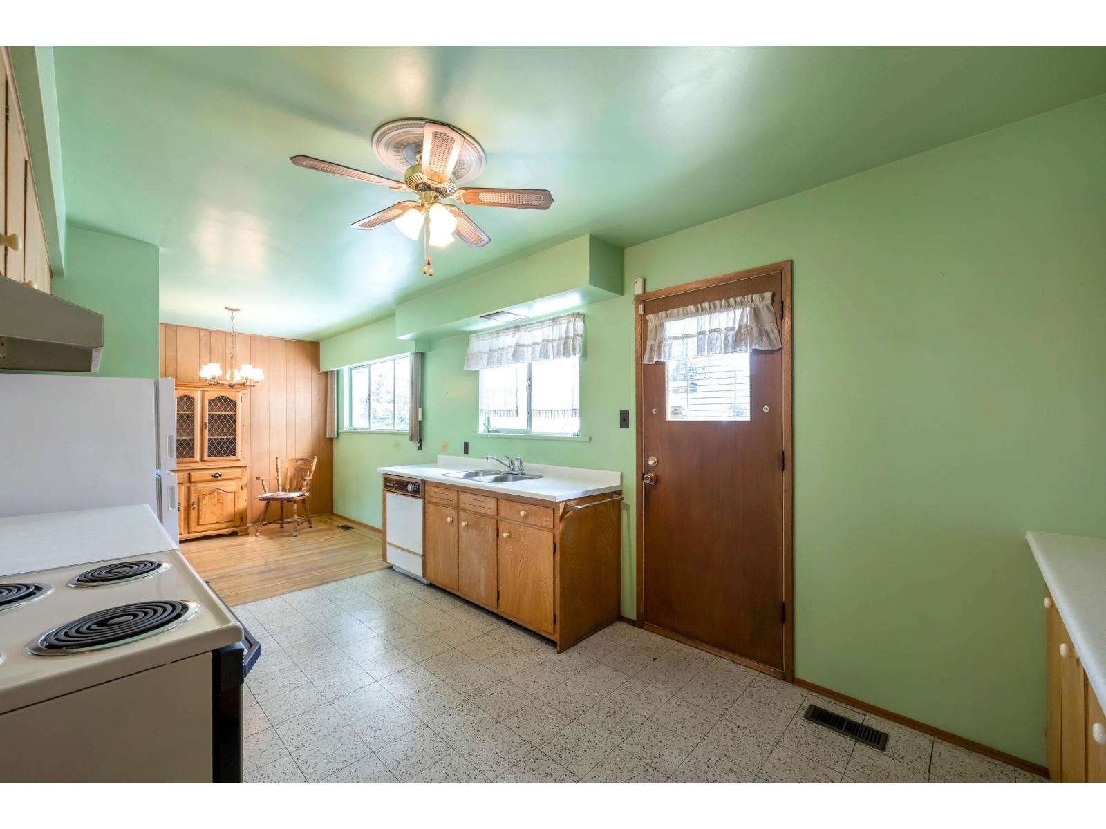 11236 135 Street, Surrey, British Columbia  V3R 2Z7 - Photo 16 - R3114227