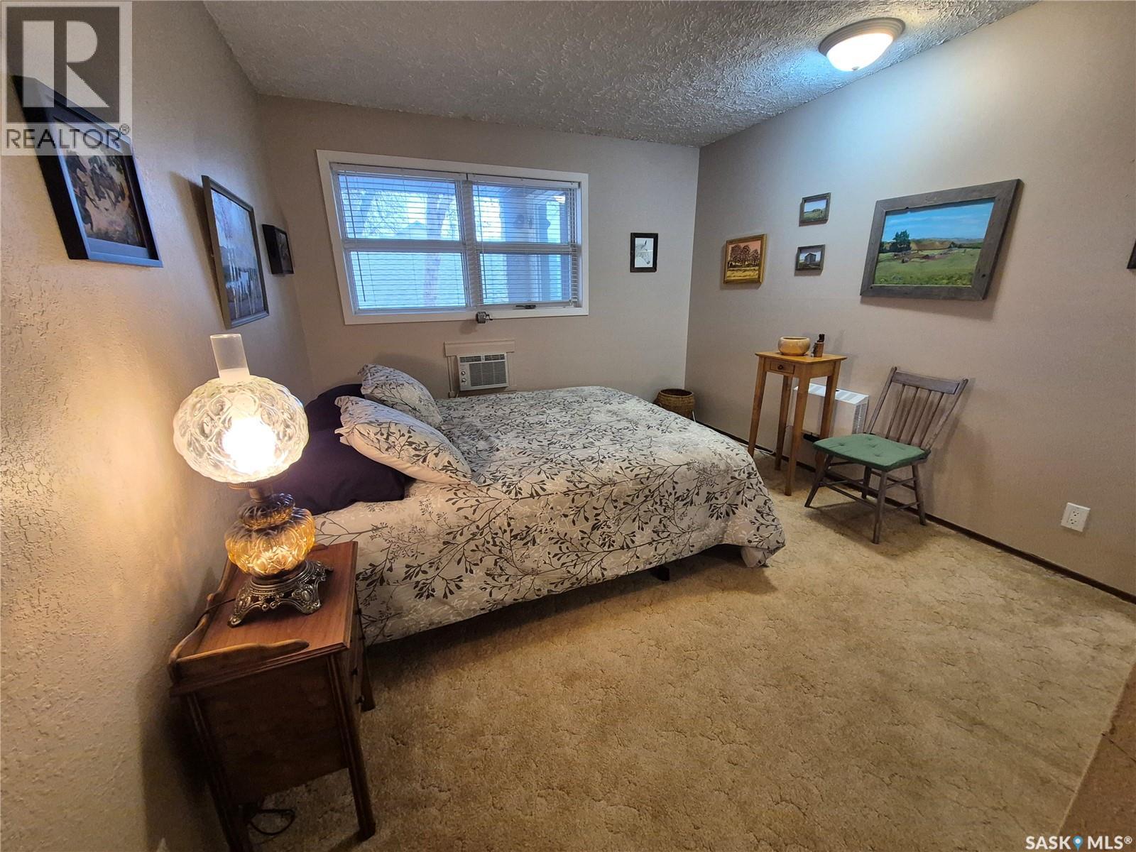 24 228 3rd Street, Weyburn, Saskatchewan  S4H 0W6 - Photo 27 - SK033833