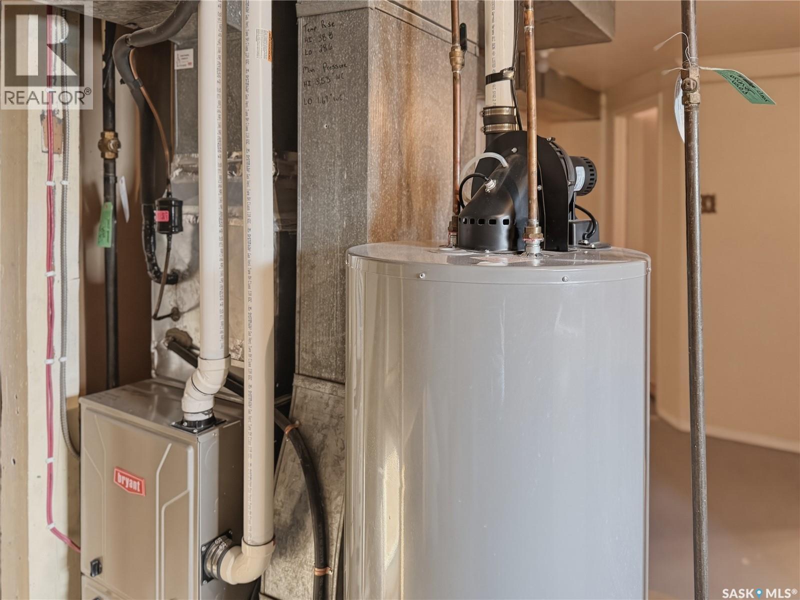 444 5th Avenue Se, Swift Current, Saskatchewan  S9H 3N4 - Photo 20 - SK033827