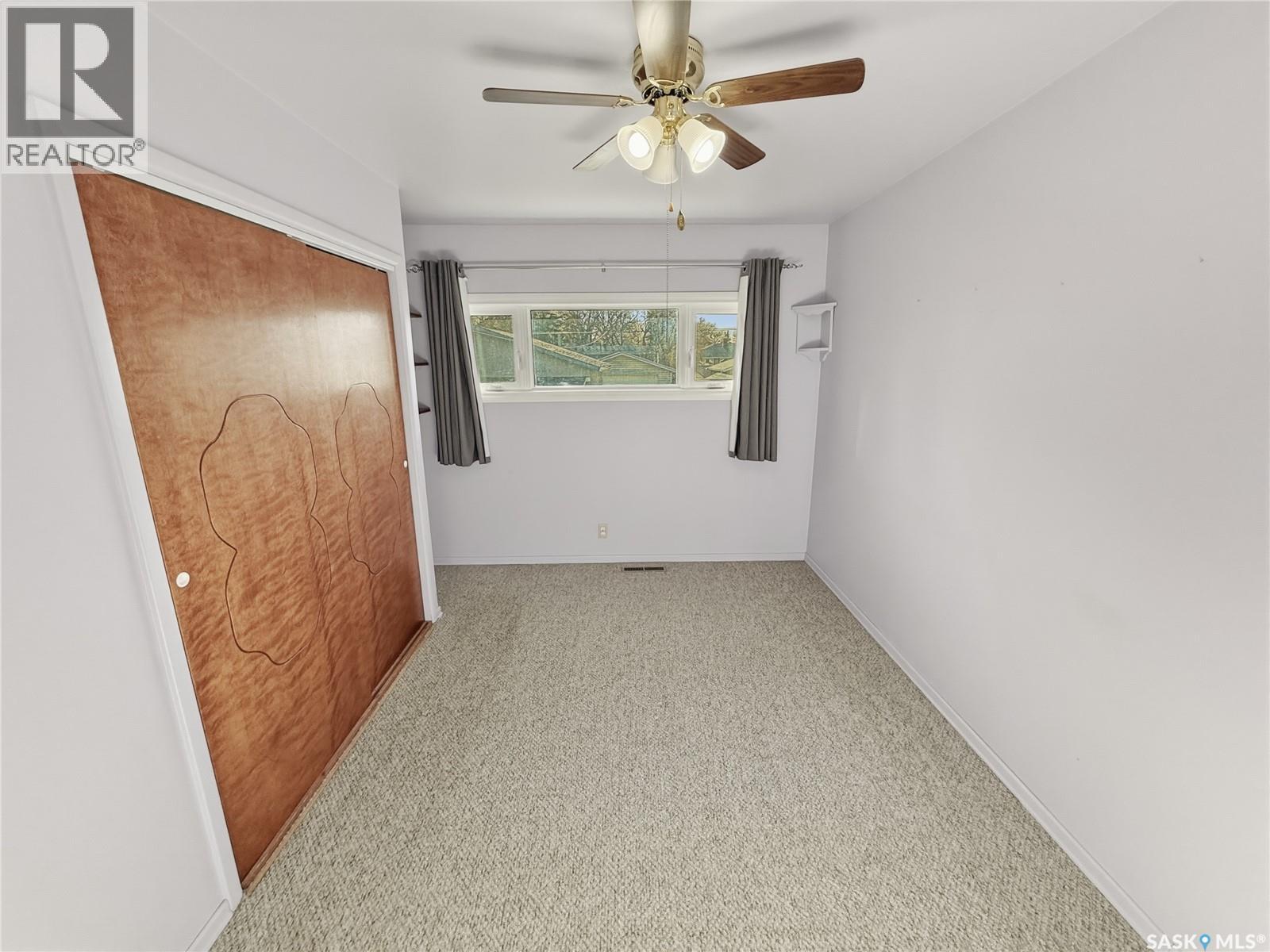 444 5th Avenue Se, Swift Current, Saskatchewan  S9H 3N4 - Photo 8 - SK033827