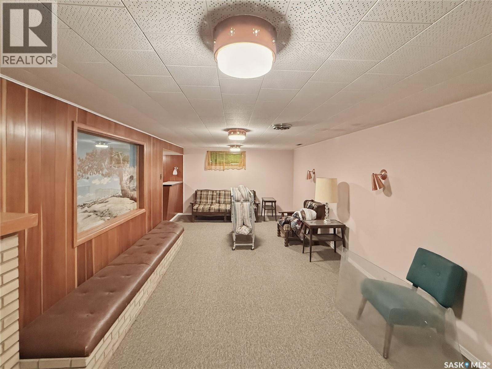 810 1st Avenue, Swift Current, Saskatchewan  S9H 2C3 - Photo 17 - SK033725