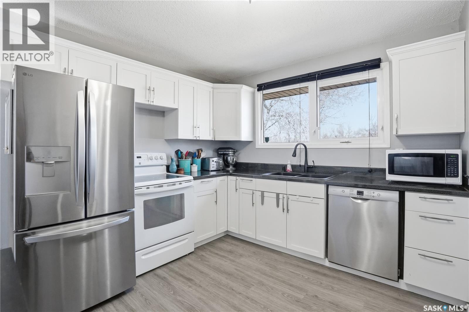 74 Osborne Crescent, Regina, Saskatchewan  S4R 5J1 - Photo 10 - SK033696