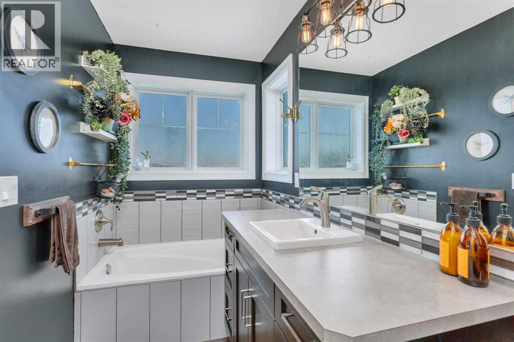 197 Sabre Road, Springbrook, Alberta  T4S 2H7 - Photo 17 - A2304008