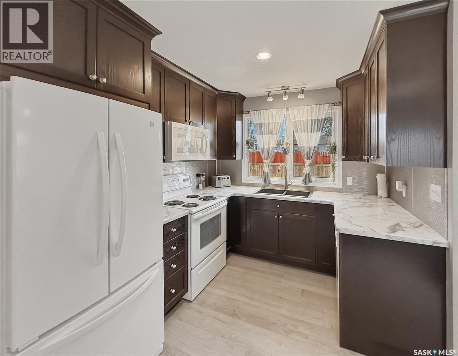 488 3rd Avenue Se, Swift Current, Saskatchewan  S9H 3K8 - Photo 7 - SK033495