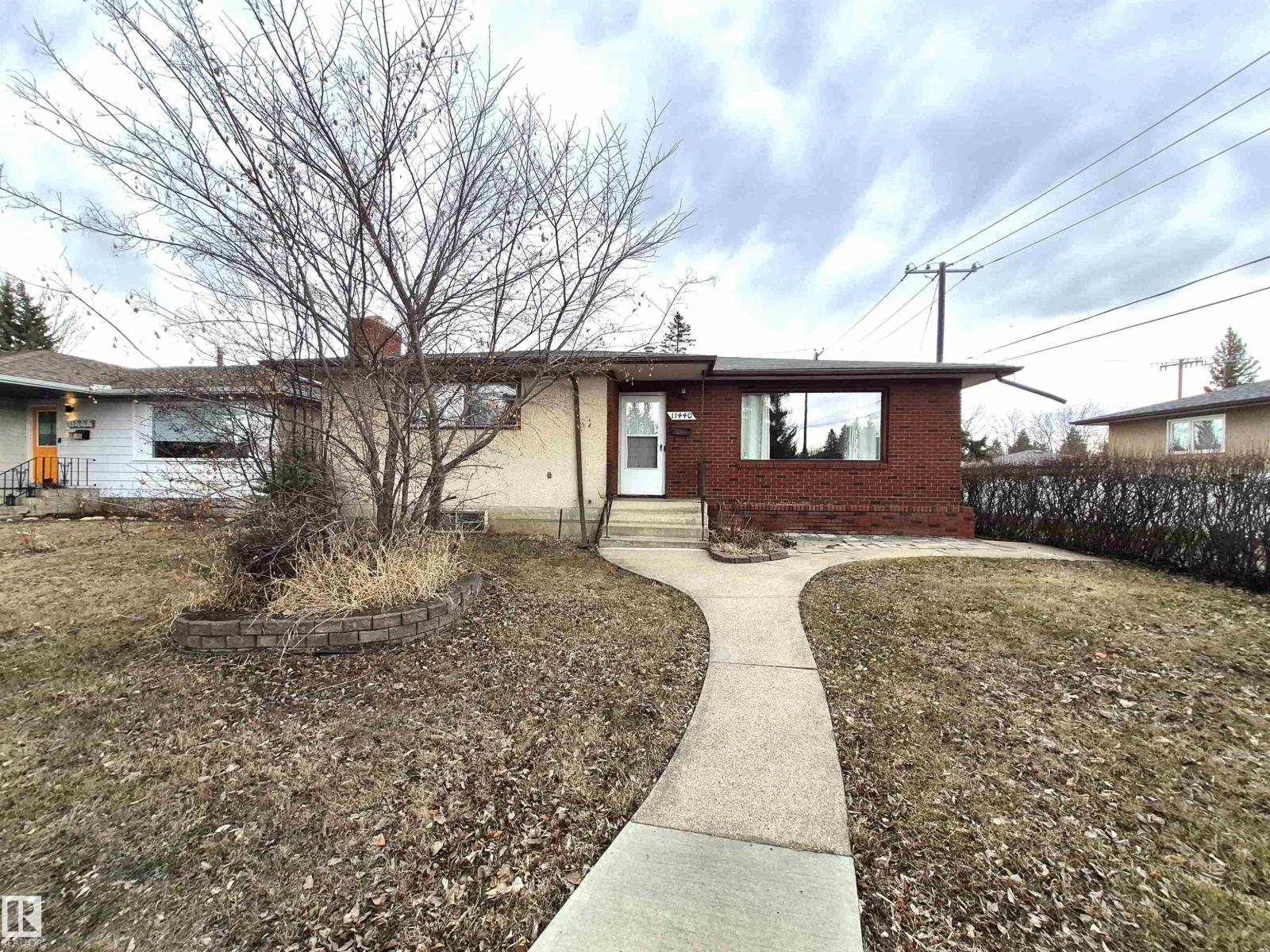 11440 44a Av Nw, Edmonton, Alberta  T6J 0Z9 - Photo 1 - E4483993