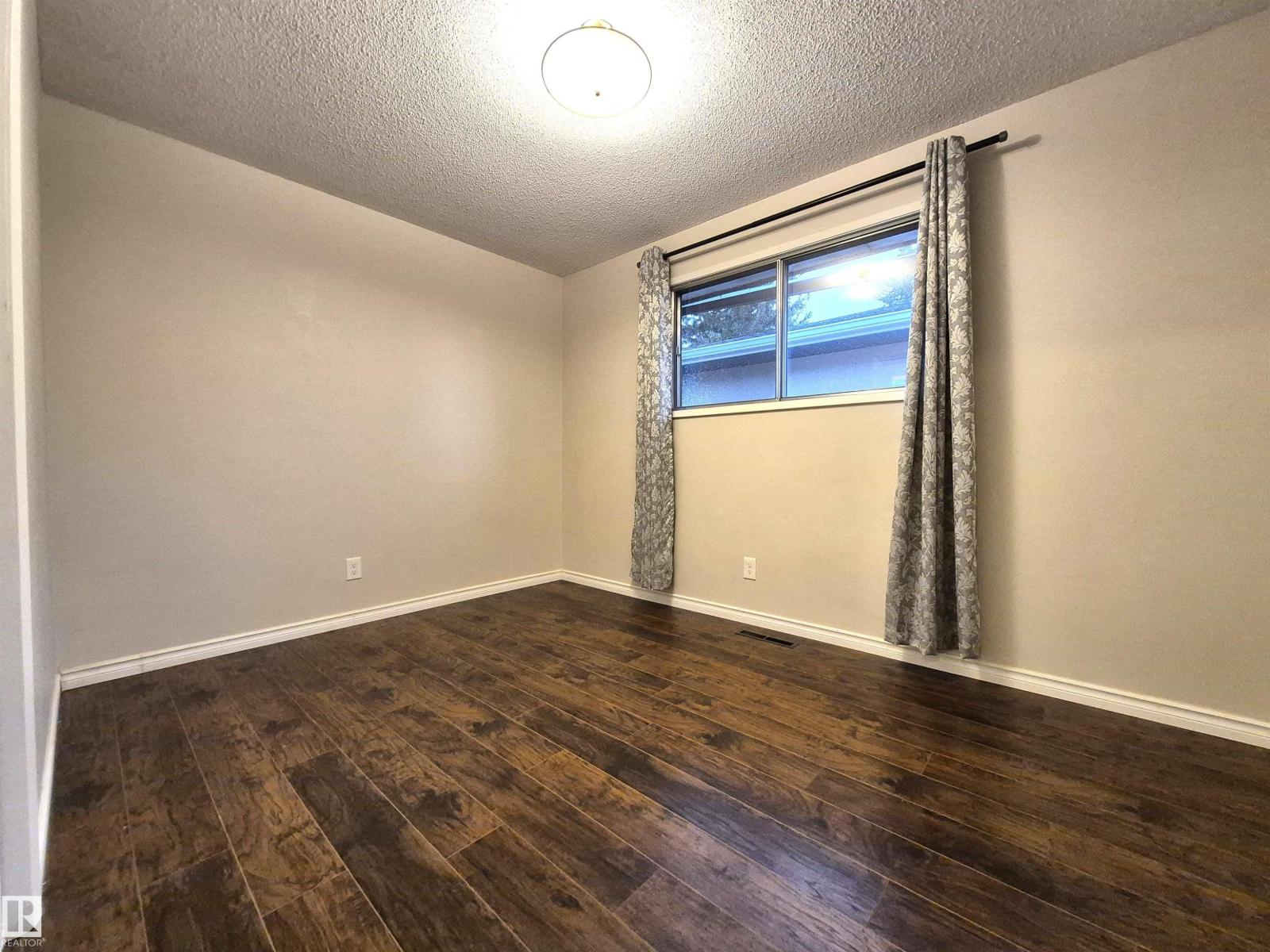 11440 44a Av Nw, Edmonton, Alberta  T6J 0Z9 - Photo 17 - E4483993