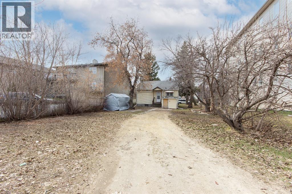 3433 51 Avenue, Red Deer, Alberta  T4N 4E9 - Photo 23 - A2304405