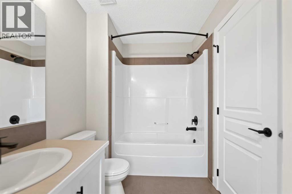 53 Panatella Road NW, Calgary, Alberta  T3K 0S7 - Photo 29 - A2302945