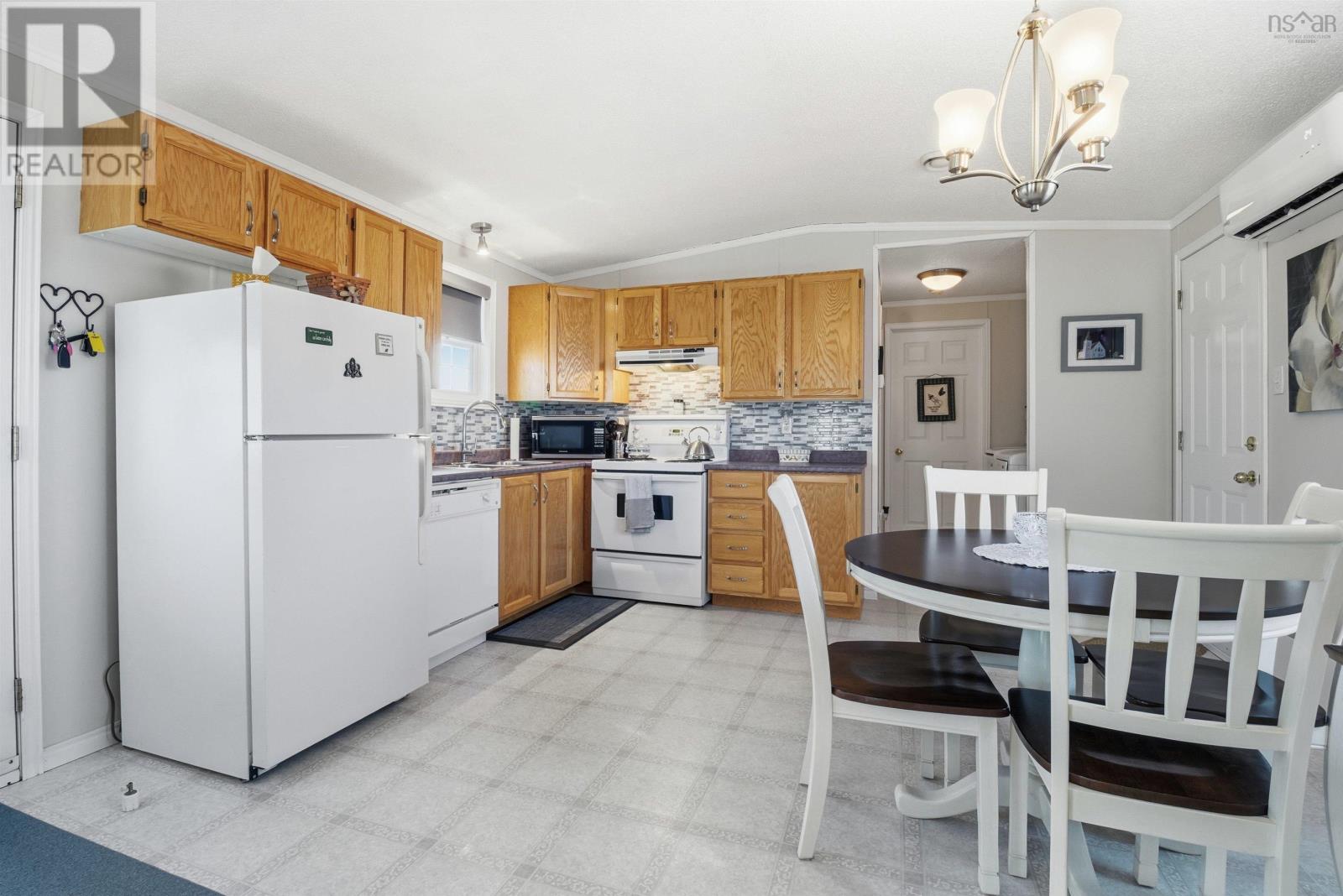 6 Dogwood Street, Westphal, Nova Scotia  B2W 3S2 - Photo 7 - 202600443