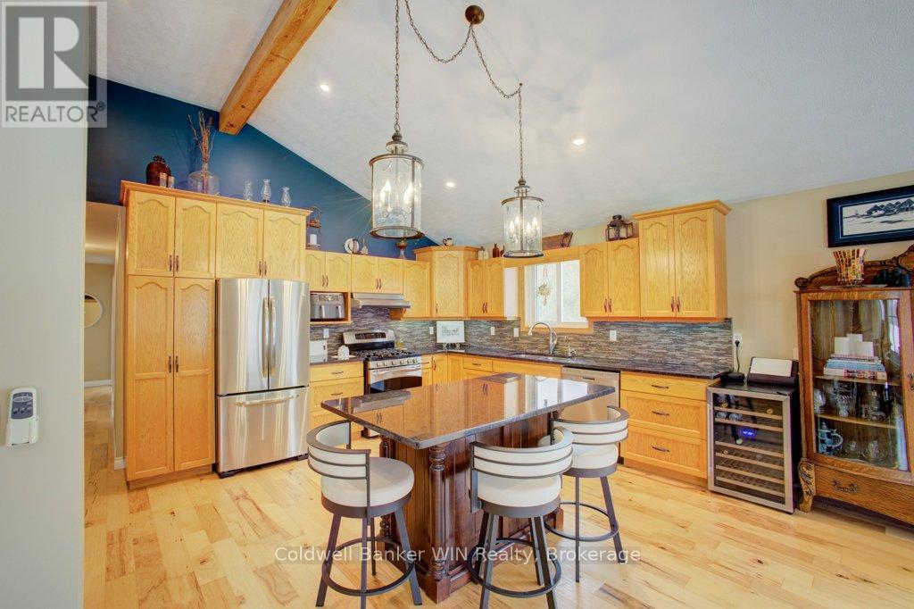 314539 6 Highway, West Grey, Ontario  N0G 1R0 - Photo 13 - X12911712