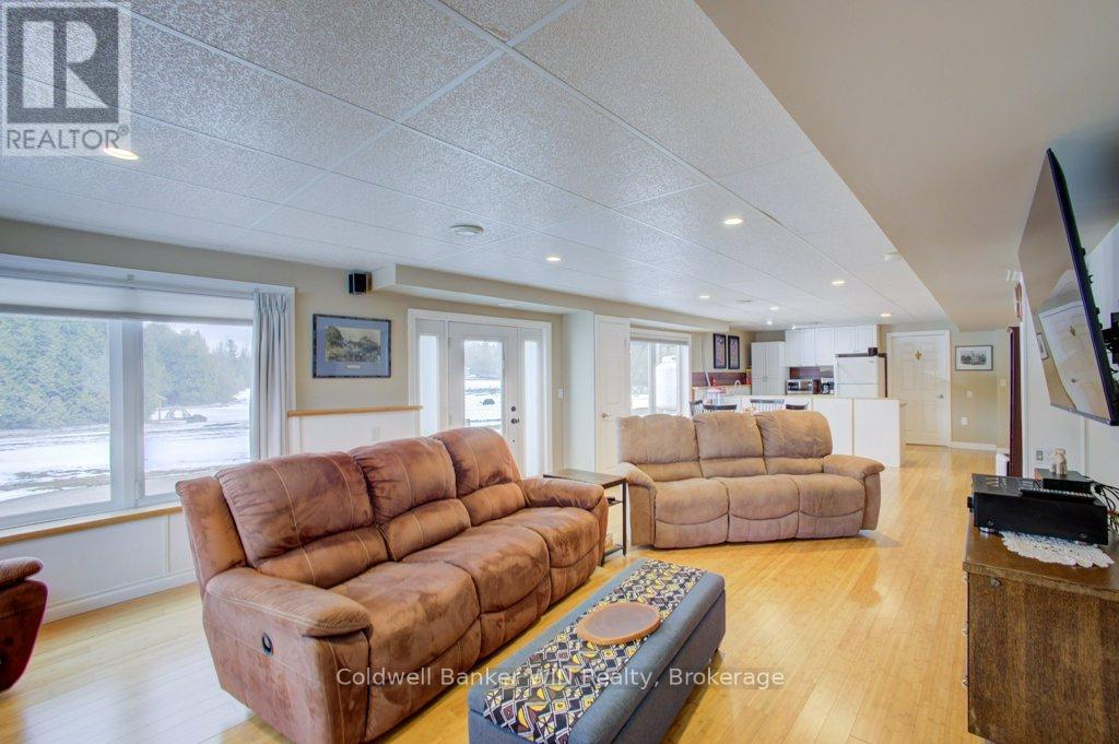 314539 6 Highway, West Grey, Ontario  N0G 1R0 - Photo 33 - X12911712