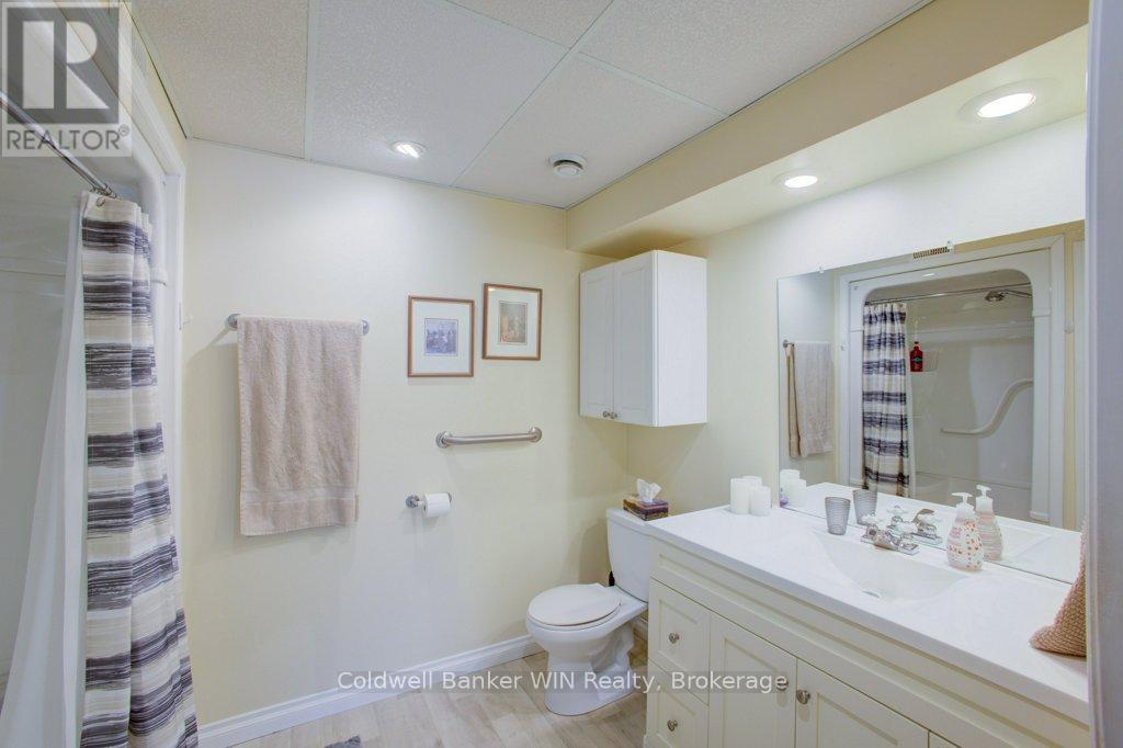 314539 6 Highway, West Grey, Ontario  N0G 1R0 - Photo 35 - X12911712