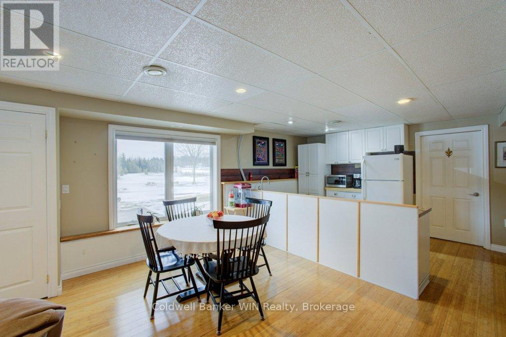 314539 6 Highway, West Grey, Ontario  N0G 1R0 - Photo 30 - X12911712