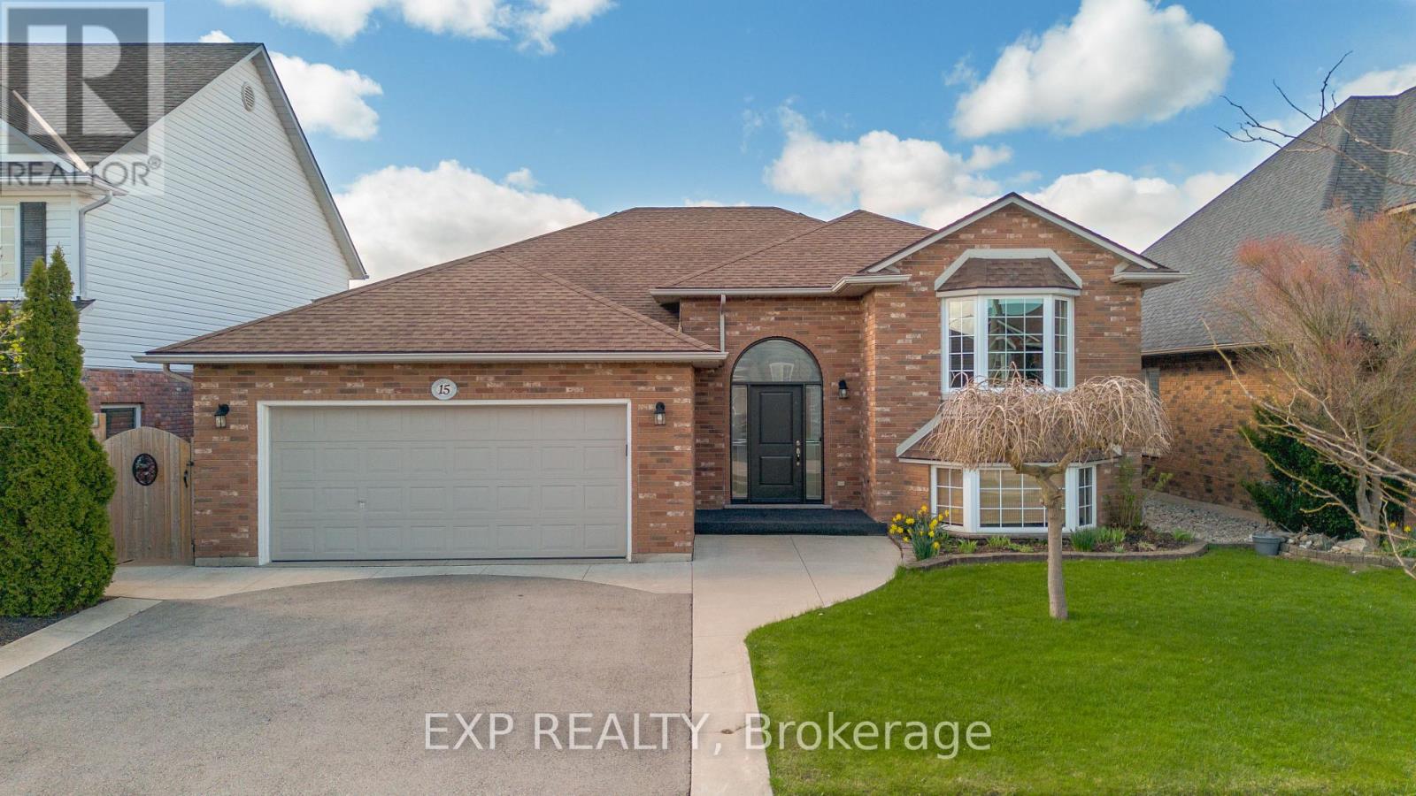 15 Las Road, West Lincoln, Ontario  L0R 2A0 - Photo 1 - X13040224