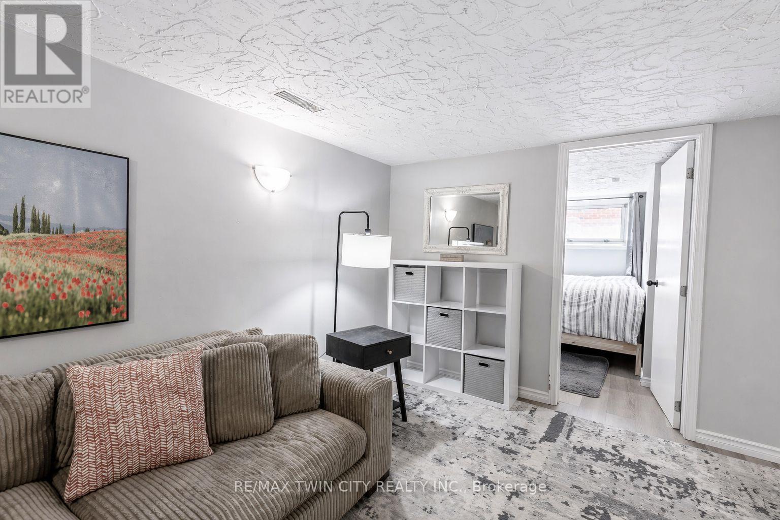 110 Lorne Crescent, Kitchener, Ontario  N2M 3Y5 - Photo 28 - X13040334