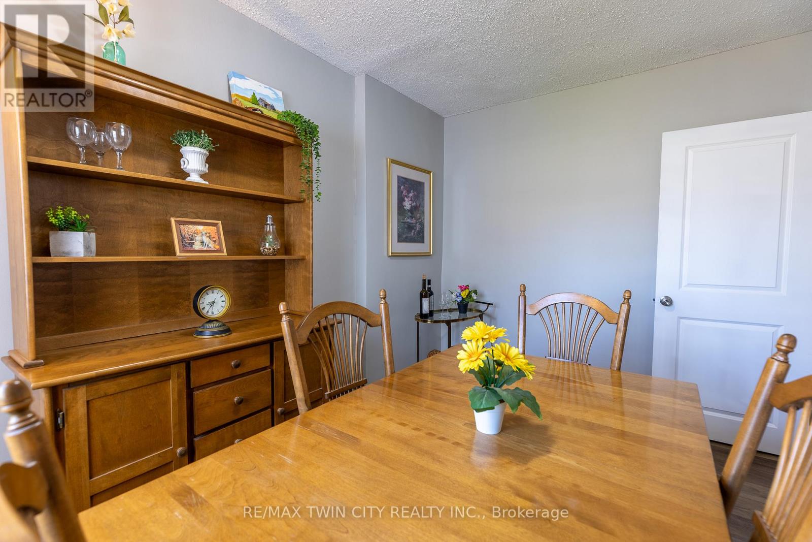 110 Lorne Crescent, Kitchener, Ontario  N2M 3Y5 - Photo 9 - X13040334