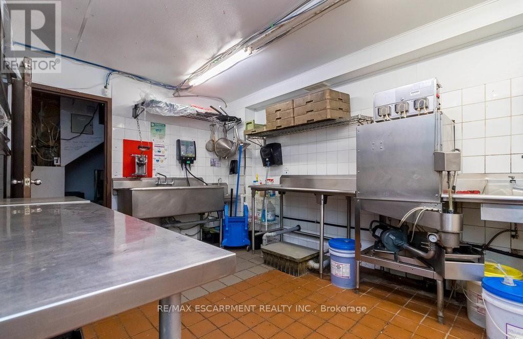 2251 Rymal Road, Hamilton, Ontario  L8J 2V8 - Photo 18 - X13040402