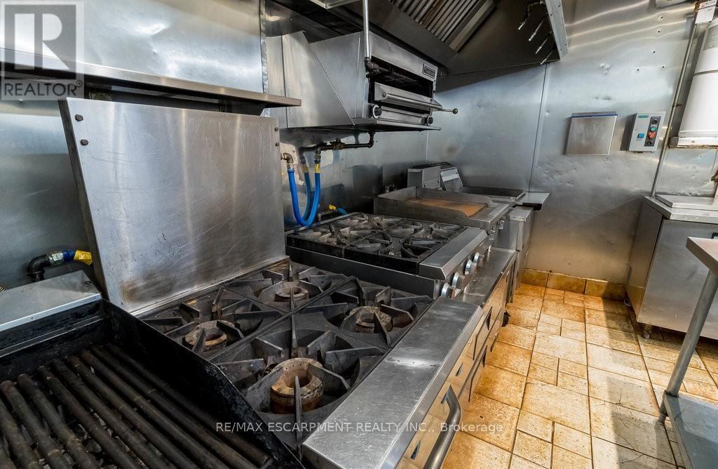 2251 Rymal Road, Hamilton, Ontario  L8J 2V8 - Photo 33 - X13040402