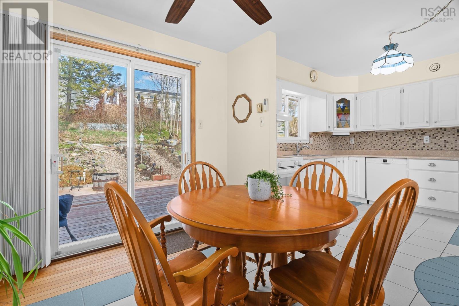 210 Churchill Downs Circle, Lower Sackville, Nova Scotia  B4E 2J7 - Photo 11 - 202608486