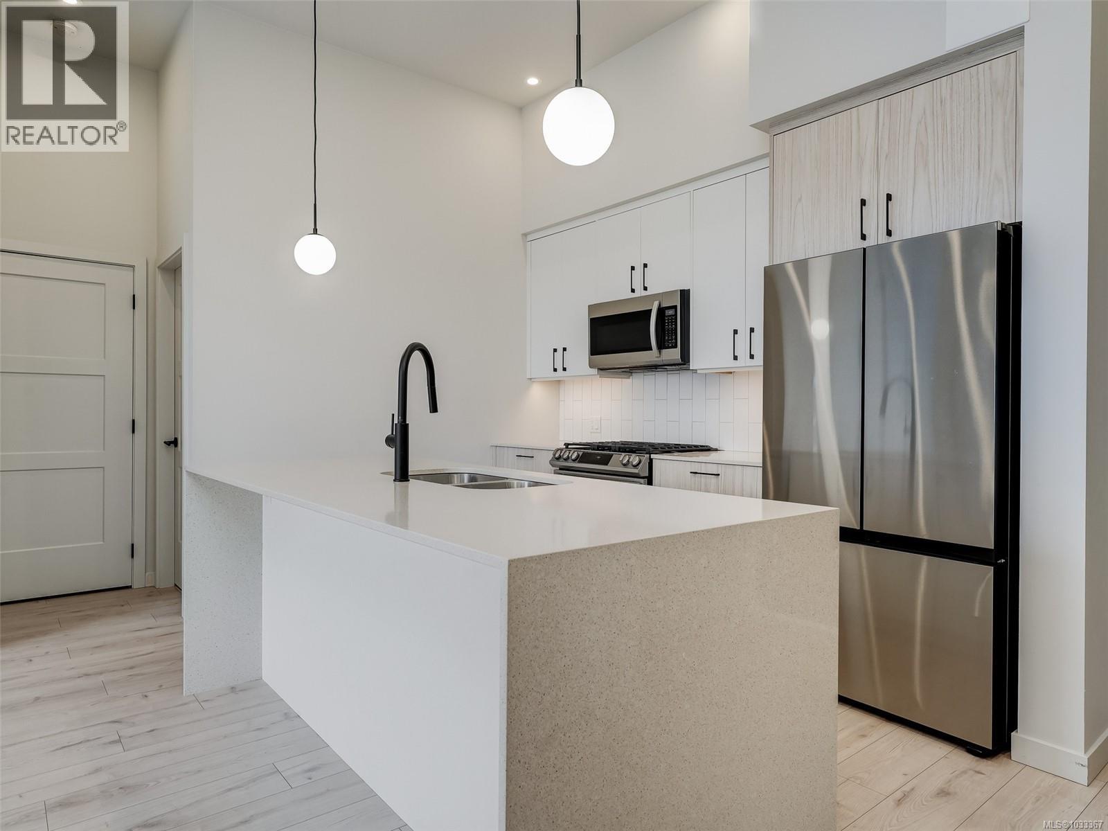 607 958 Pharoah Mews, Langford, British Columbia  V9B 7A1 - Photo 8 - 1033367