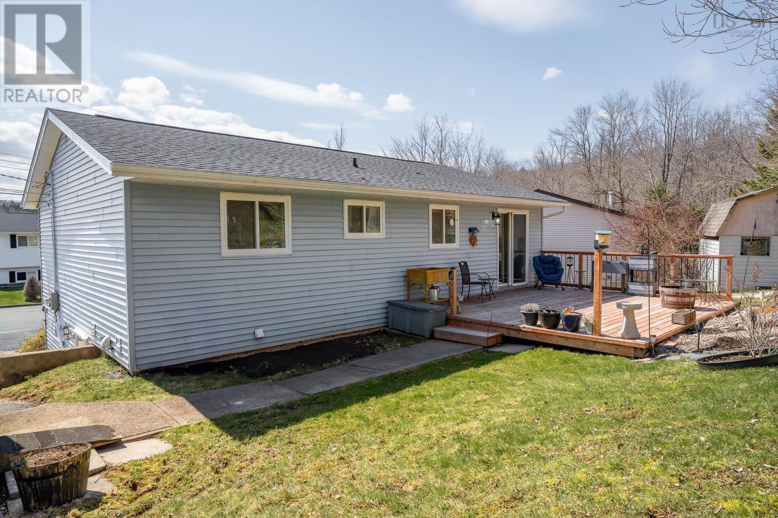 210 Churchill Downs Circle, Lower Sackville, Nova Scotia  B4E 2J7 - Photo 26 - 202608486