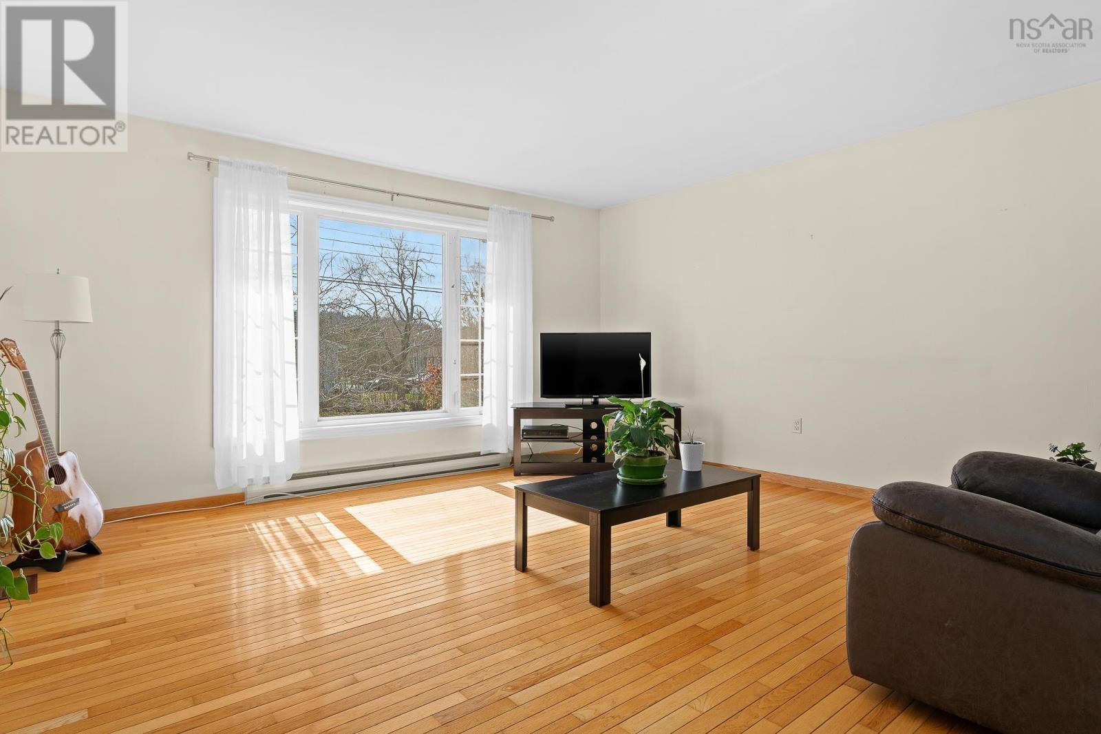 210 Churchill Downs Circle, Lower Sackville, Nova Scotia  B4E 2J7 - Photo 4 - 202608486