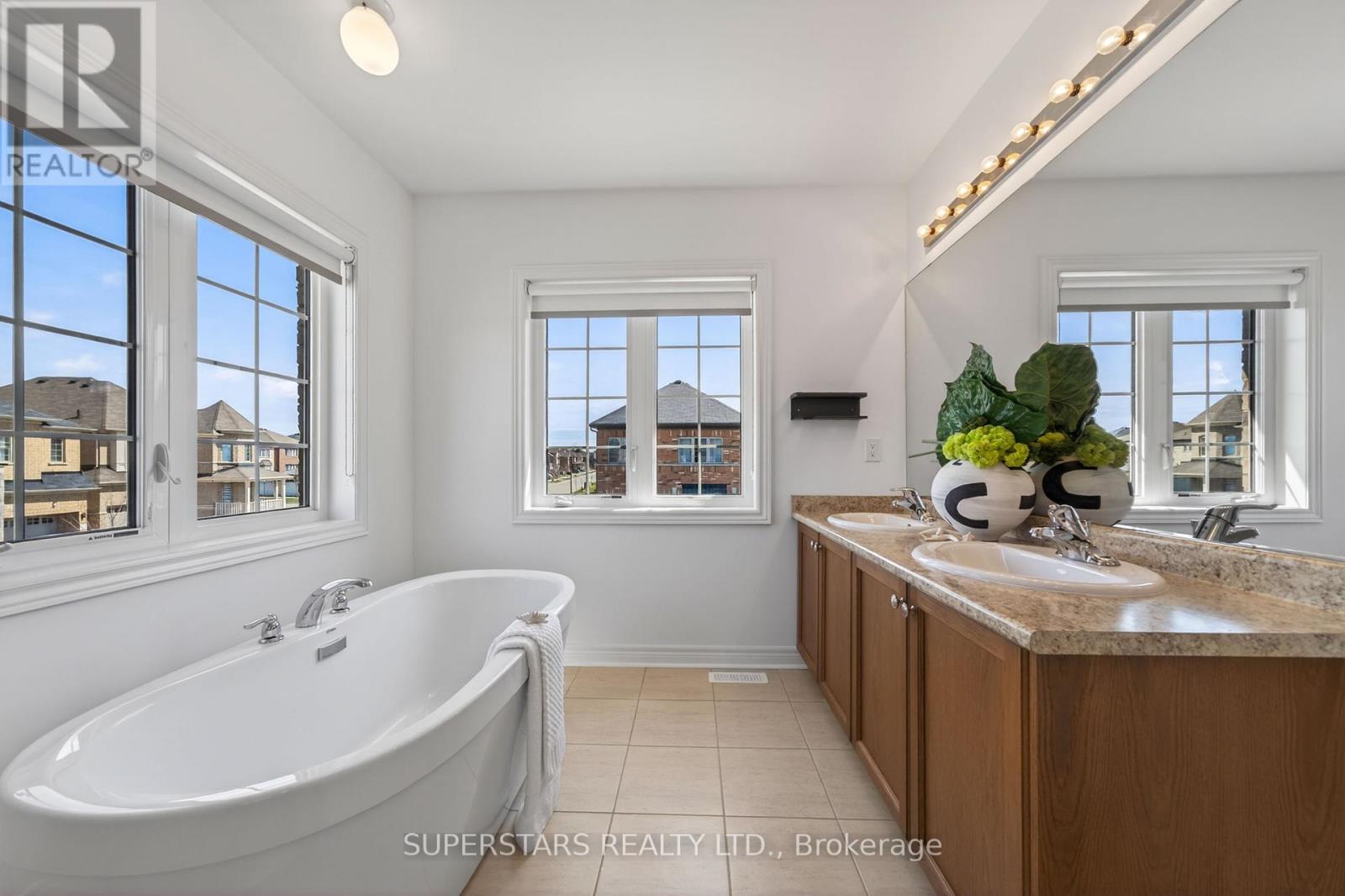 49 Birkett Way, Whitchurch-Stouffville, Ontario  L4A 4P7 - Photo 31 - N13039254