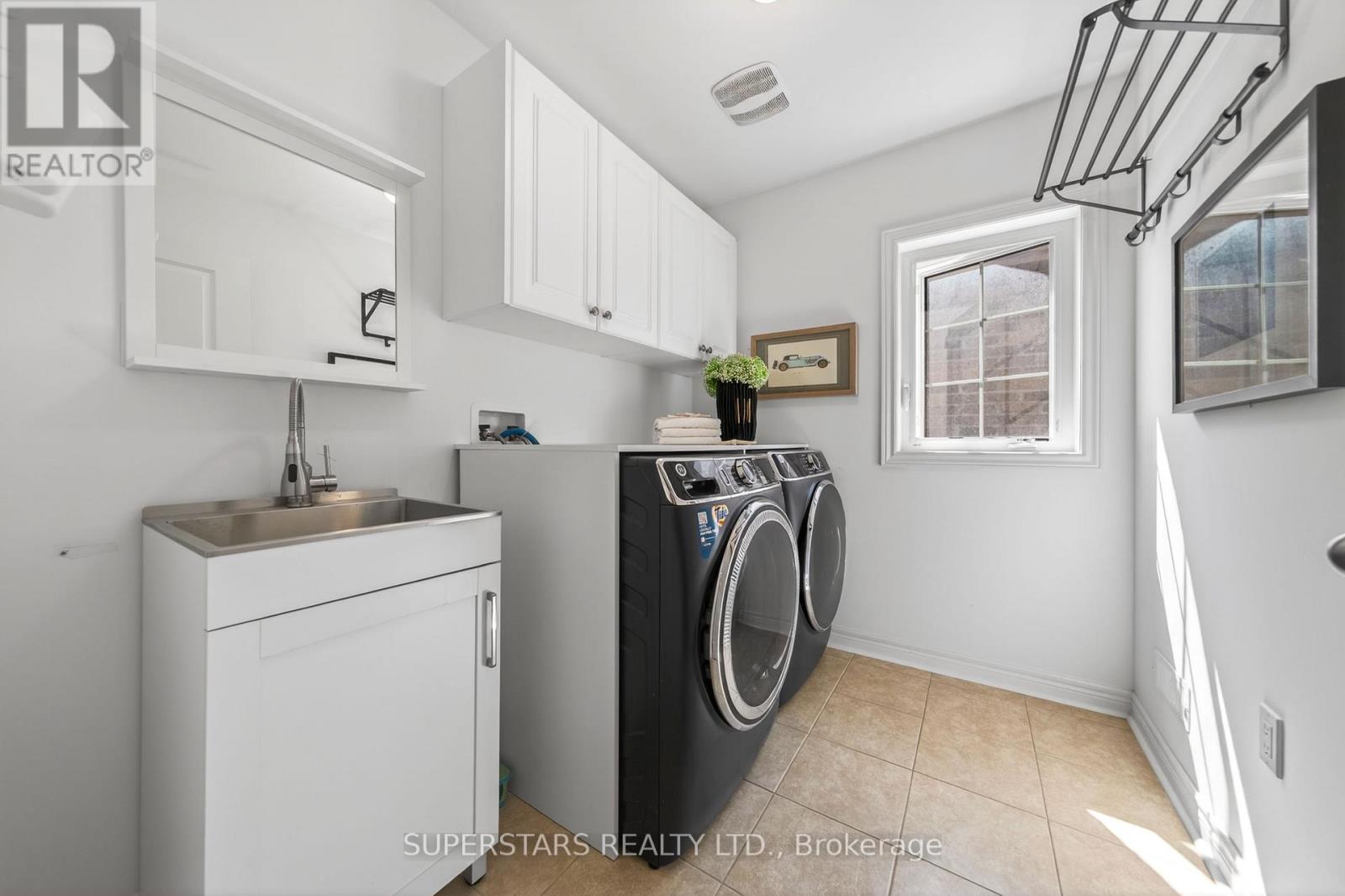 49 Birkett Way, Whitchurch-Stouffville, Ontario  L4A 4P7 - Photo 39 - N13039254