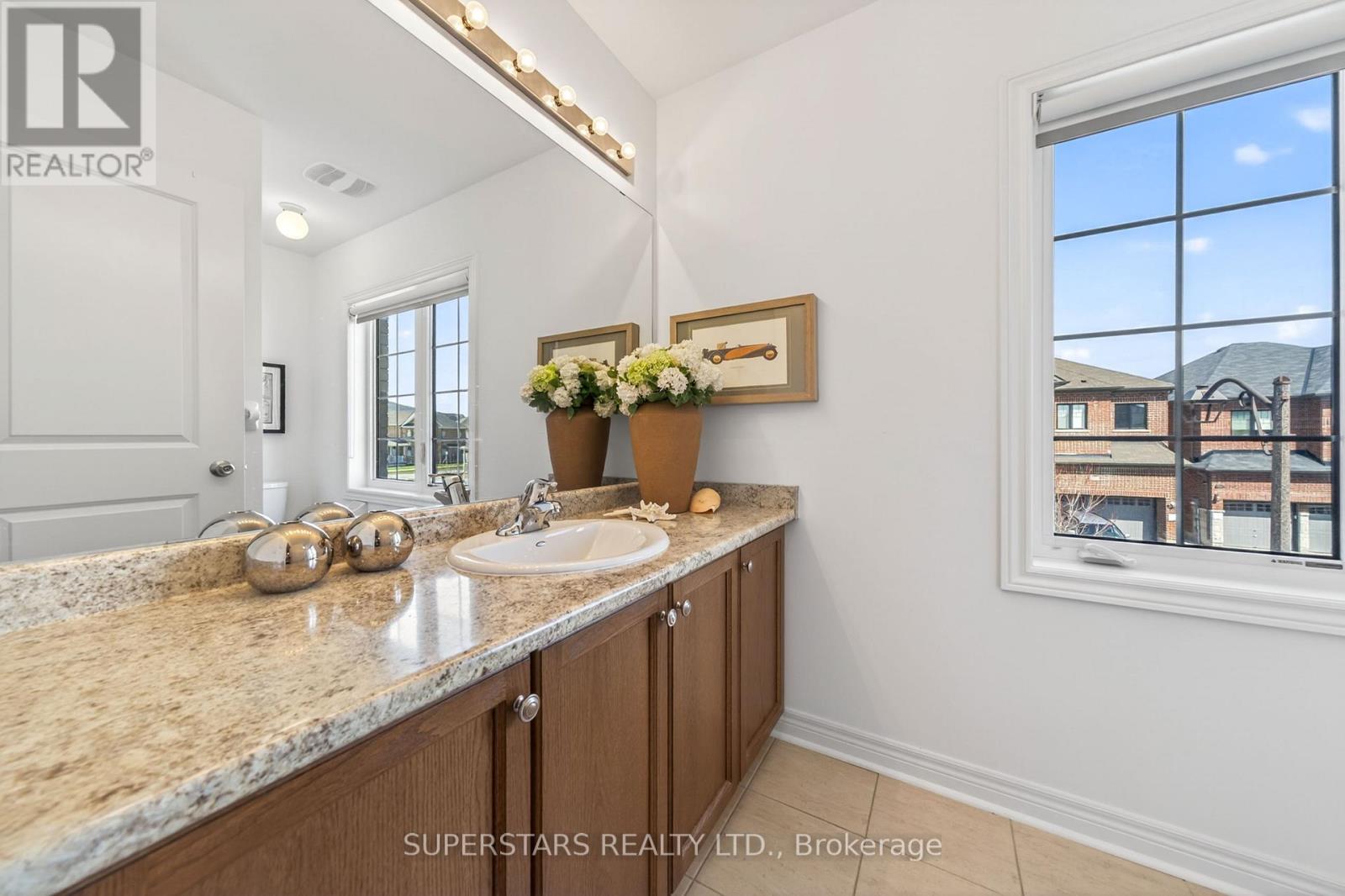 49 Birkett Way, Whitchurch-Stouffville, Ontario  L4A 4P7 - Photo 36 - N13039254