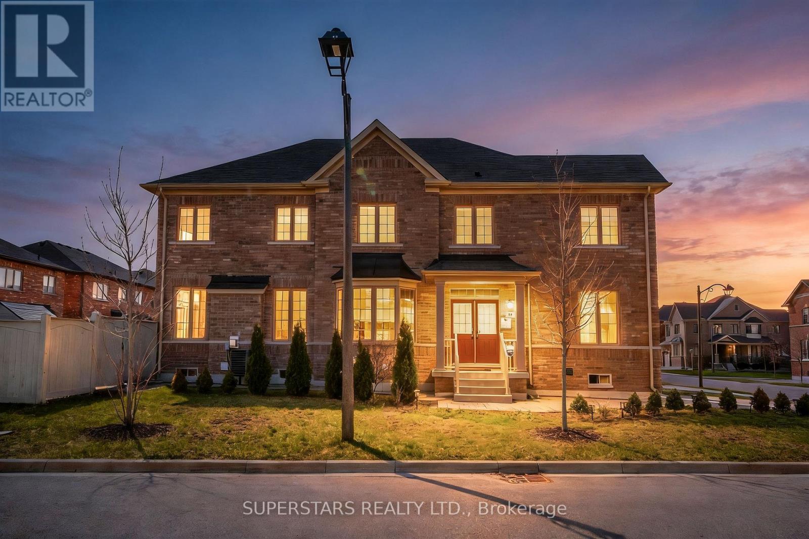 49 Birkett Way, Whitchurch-Stouffville, Ontario  L4A 4P7 - Photo 50 - N13039254