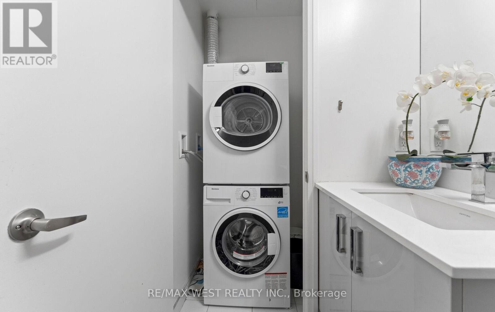 806 - 10 Gibbs Road, Toronto, Ontario  M9B 0E2 - Photo 24 - W12880244