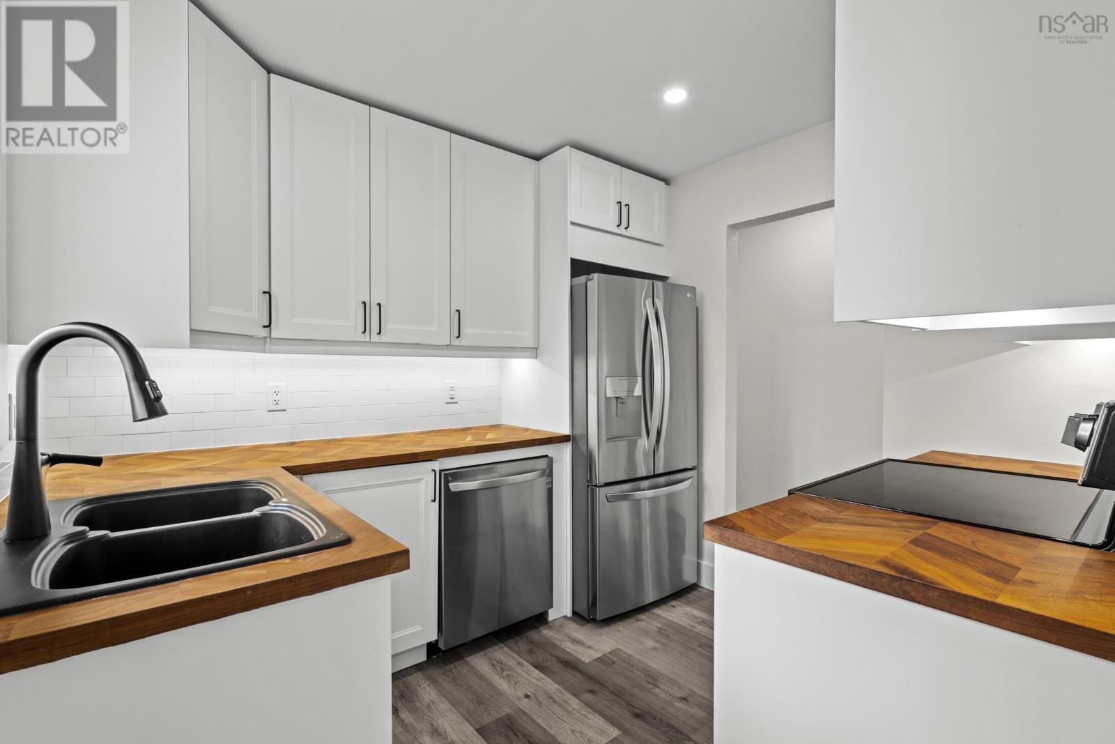 2728/2726 Hwy 7 Lake Echo, Lake Echo, Nova Scotia  B3E 1A3 - Photo 9 - 202608504