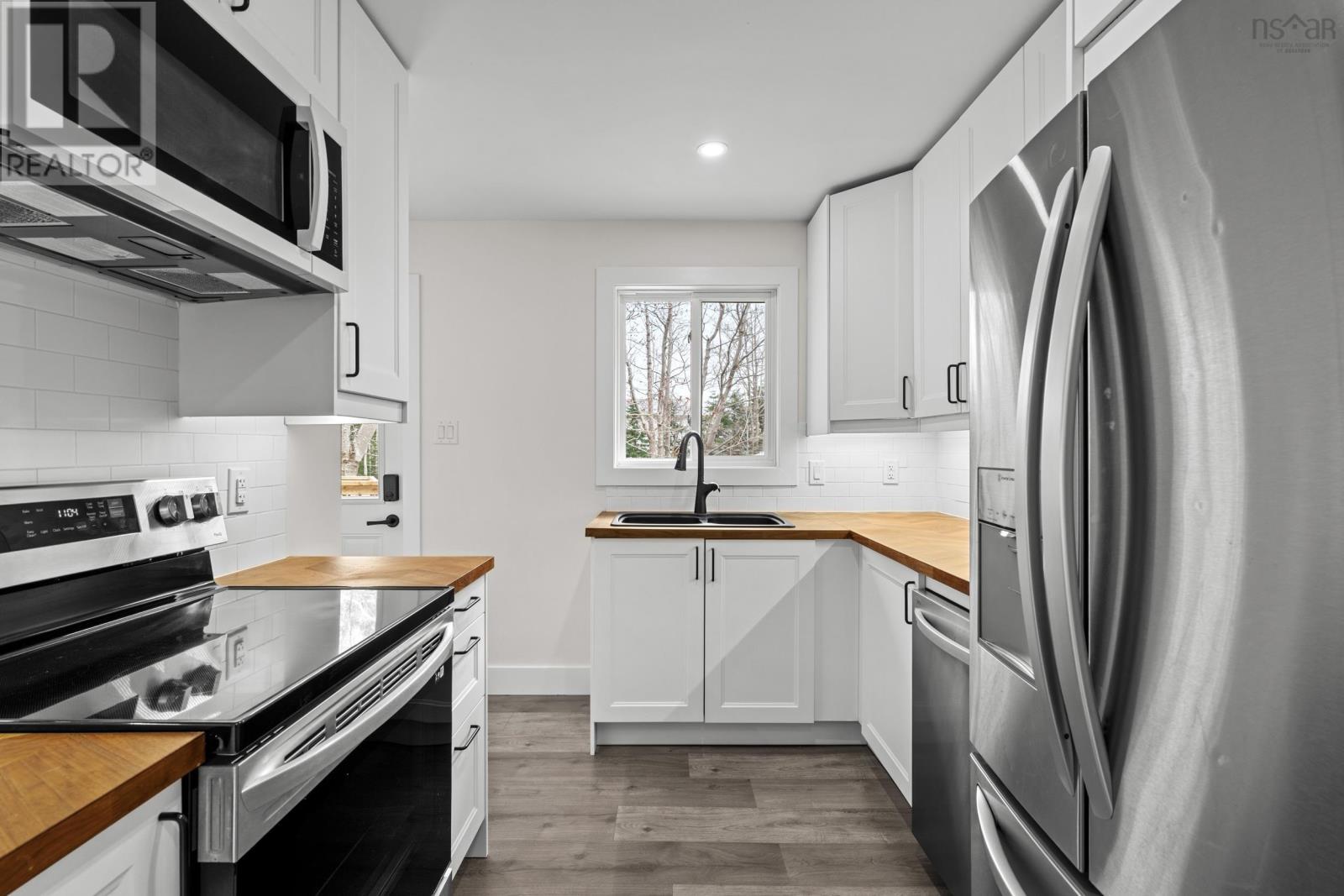 2728/2726 Hwy 7 Lake Echo, Lake Echo, Nova Scotia  B3E 1A3 - Photo 10 - 202608504