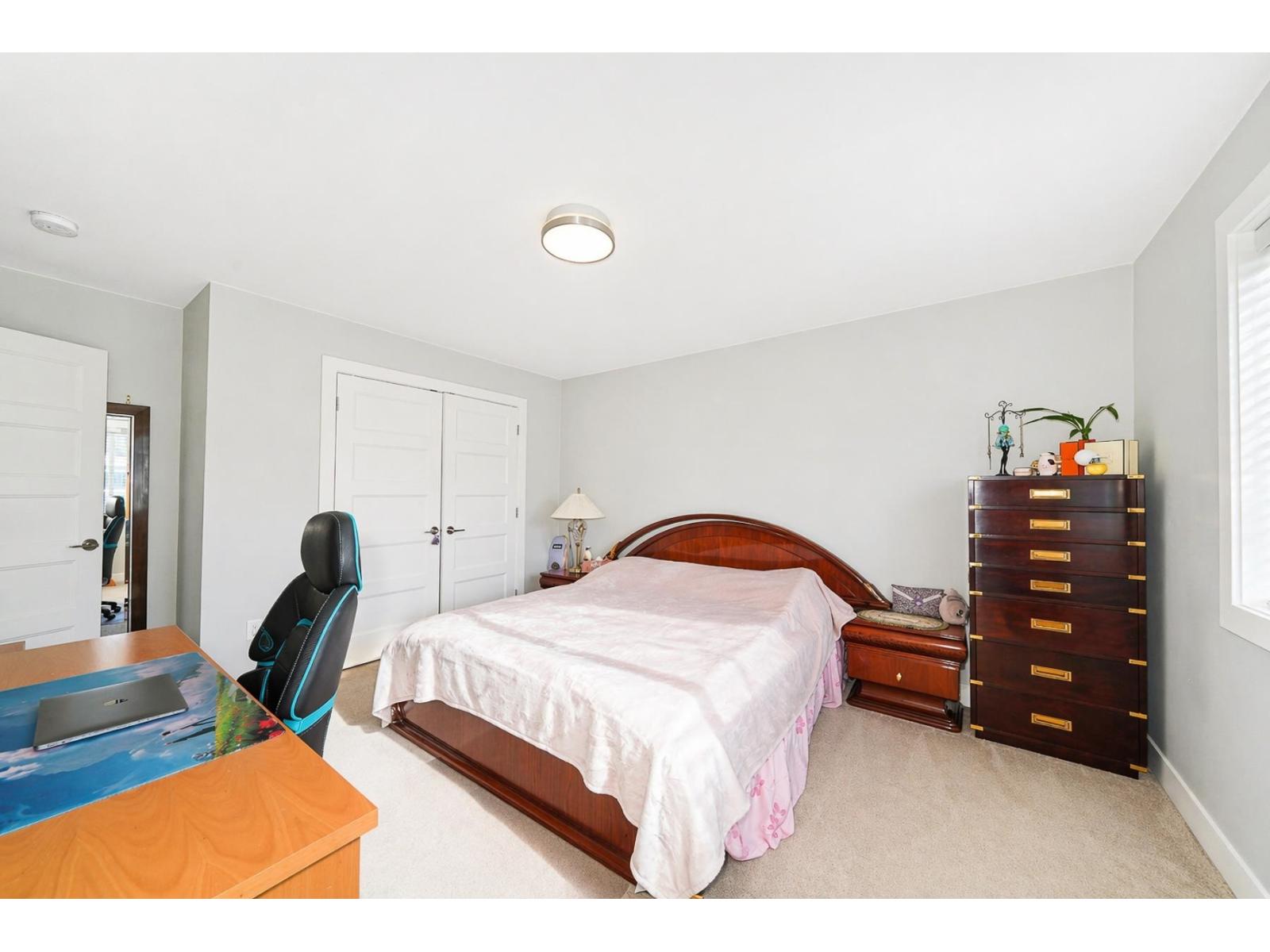 20576 70 Avenue, Langley, British Columbia  V2Y 0W4 - Photo 24 - R3115092