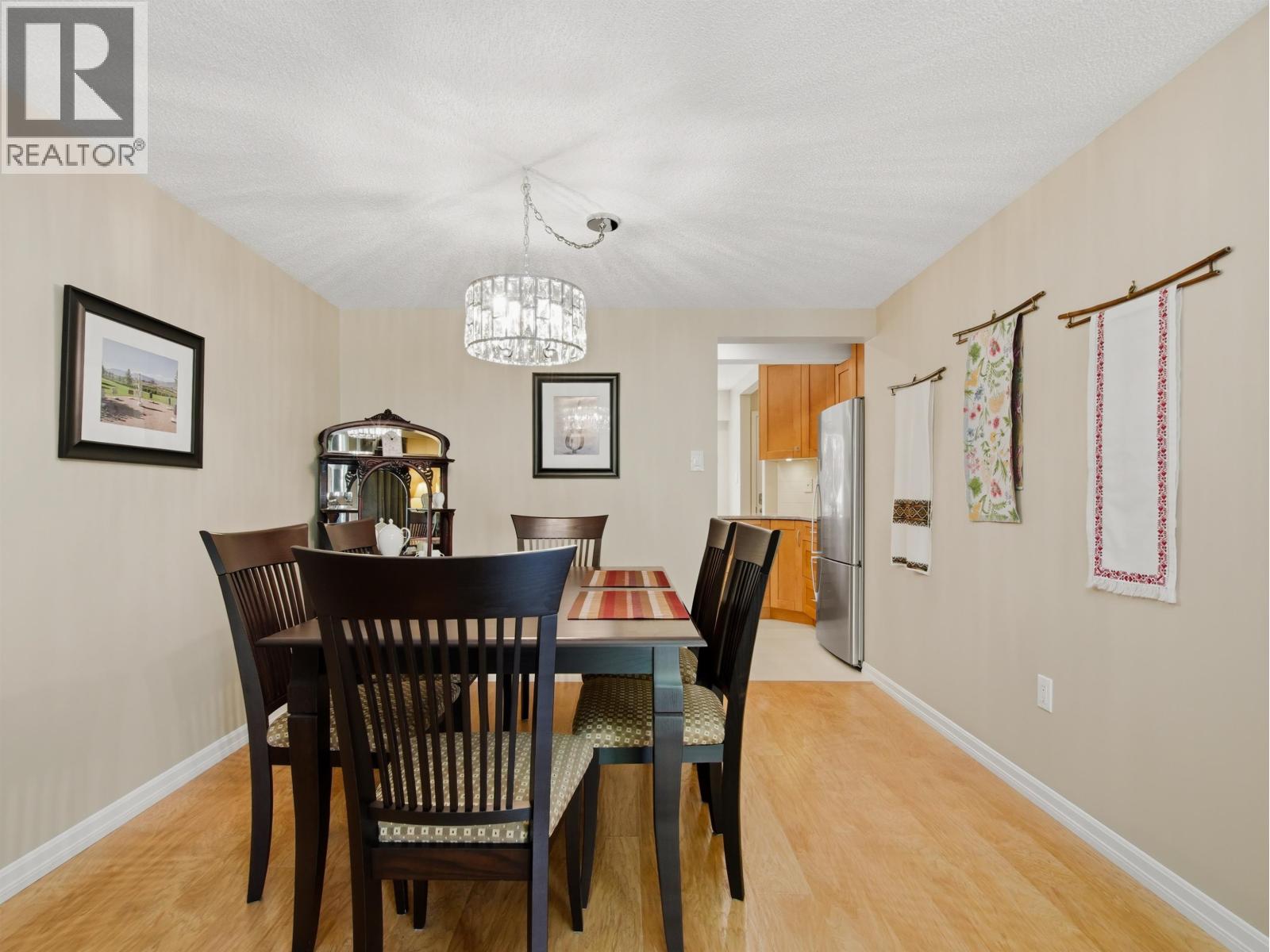 3862 Pentland Court, Burnaby, British Columbia  V3N 4L4 - Photo 7 - R3115436