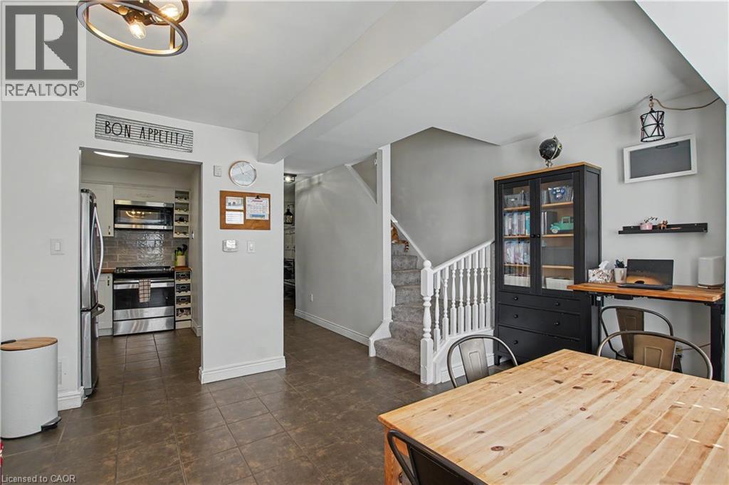 10 Holborn Court Unit# 49, Kitchener, Ontario  N2A 3Y9 - Photo 12 - 40819763