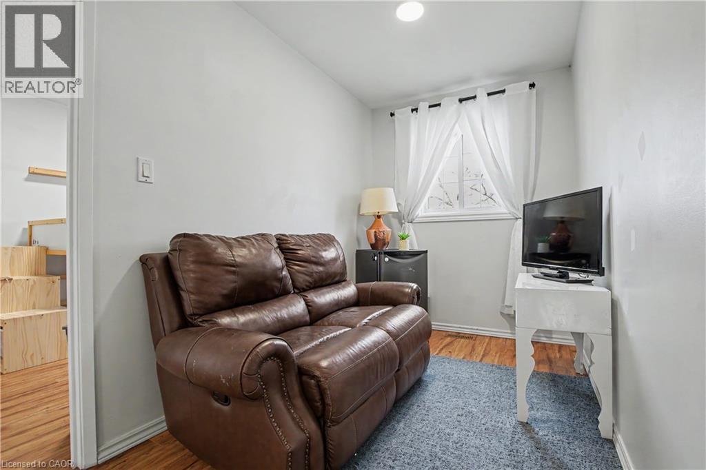 10 Holborn Court Unit# 49, Kitchener, Ontario  N2A 3Y9 - Photo 15 - 40819763