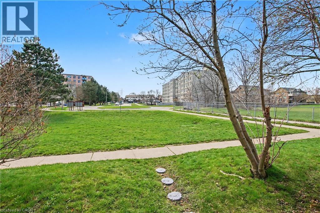 10 Holborn Court Unit# 49, Kitchener, Ontario  N2A 3Y9 - Photo 33 - 40819763