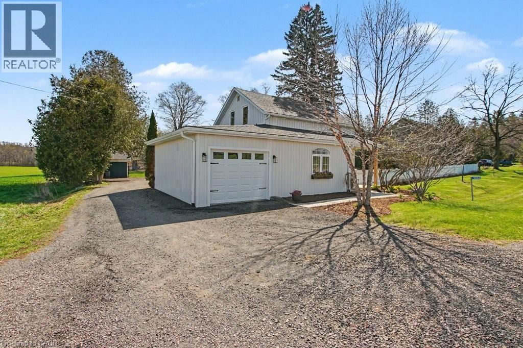 1594 KIRKWALL Road, Flamborough, Ontario